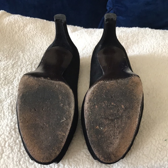 Stuart Weitzman suede, open toes shoes. - Picture 7 of 7